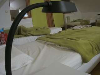 voyeurcam-julmodels-bed-2