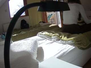 voyeurcam-julmodels-bed-2