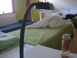 voyeurcam-julmodels-bed-2