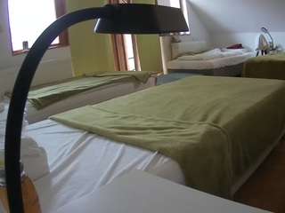 voyeurcam-julmodels-bed-2 webcam
