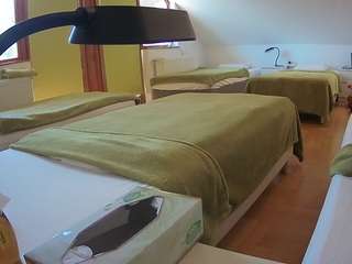 voyeurcam-julmodels-bed-2