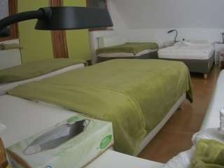 voyeurcam-julmodels-bed-2