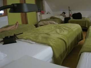 voyeurcam-julmodels-bed-2