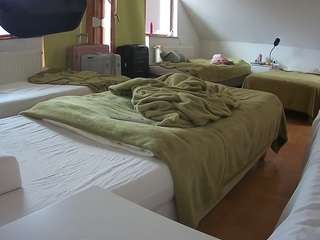 voyeurcam-julmodels-bed-2