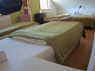 voyeurcam-julmodels-bed-2
