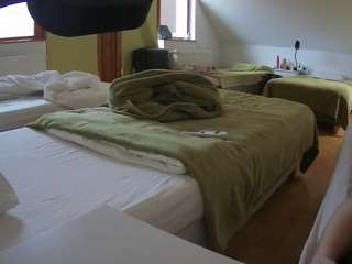 voyeurcam-julmodels-bed-2 live webcam show