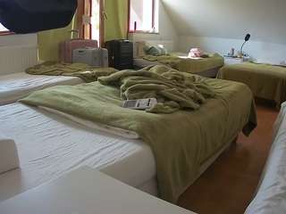 voyeurcam-julmodels-bed-2