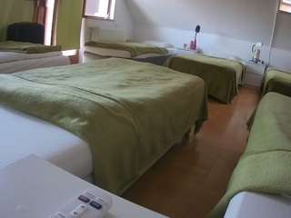 voyeurcam-julmodels-bed-2 camsoda