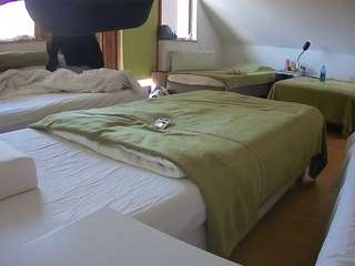 voyeurcam-julmodels-bed-2