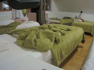 voyeurcam-julmodels-bed-2