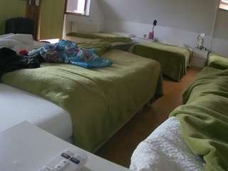 voyeurcam-julmodels-bed-2