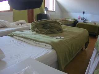Julmodels Bedroom-D2 live cam preview