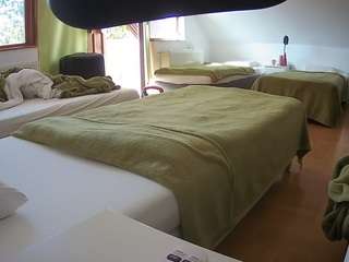 voyeurcam-julmodels-bed-2