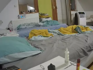 Julmodels Bedroom-D2's Live Sex Cam Show