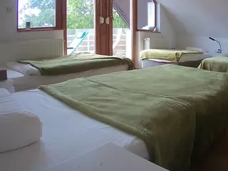 Julmodels Bedroom-D2's Live Sex Cam Show