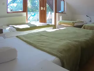 Julmodels Bedroom-D2's Live Sex Cam Show