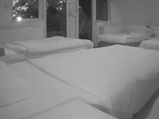 Julmodels Bedroom-D2's Live Sex Cam Show