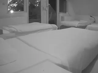 Julmodels Bedroom-D2's Live Sex Cam Show