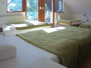 Julmodels Bedroom-D2's Live Sex Cam Show