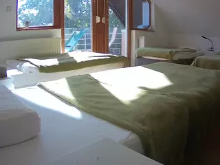 Julmodels Bedroom-D2's Live Sex Cam Show