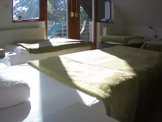 Julmodels Bedroom-D2's Live Sex Cam Show