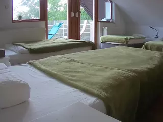 Julmodels Bedroom-D2's Live Sex Cam Show