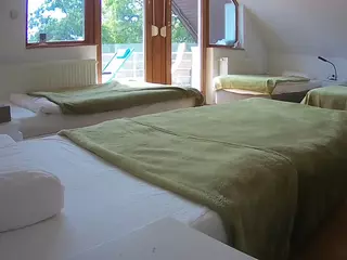 Julmodels Bedroom-D2's Live Sex Cam Show