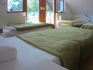 Julmodels Bedroom-D2's Live Sex Cam Show