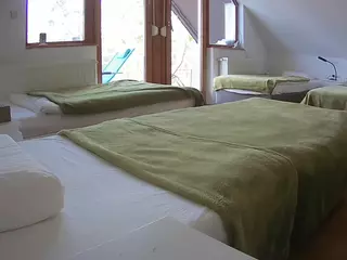 Julmodels Bedroom-D2's Live Sex Cam Show