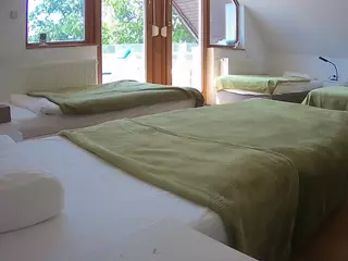 Julmodels Bedroom-D2's Live Sex Cam Show