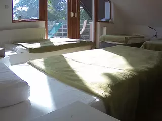 Julmodels Bedroom-D2's Live Sex Cam Show