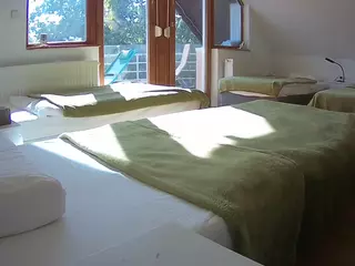 Julmodels Bedroom-D2's Live Sex Cam Show