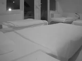 Julmodels Bedroom-D2's Live Sex Cam Show
