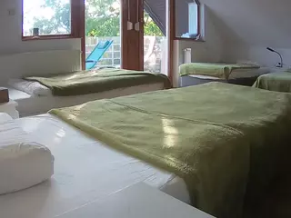 Julmodels Bedroom-D2's Live Sex Cam Show