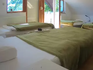 Julmodels Bedroom-D2's Live Sex Cam Show