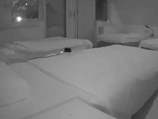 Julmodels Bedroom-D2's Live Sex Cam Show