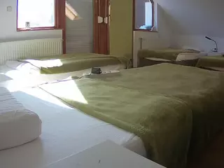 Julmodels Bedroom-D2's Live Sex Cam Show