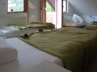 Julmodels Bedroom-D2's Live Sex Cam Show