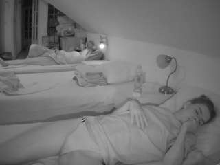 voyeurcam-julmodels-bed-3 Live Voyeur Cams camsoda