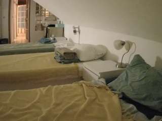 Australian Cam Models camsoda voyeurcam-julmodels-bed-3