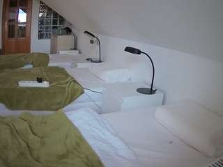 voyeurcam-julmodels-bed-3