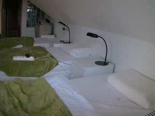 voyeurcam-julmodels-bed-3