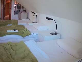 voyeurcam-julmodels-bed-3