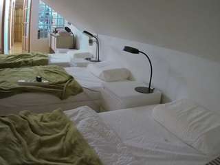 voyeurcam-julmodels-bed-3 from CamSoda