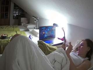 voyeurcam-julmodels-bed-3 webcam model