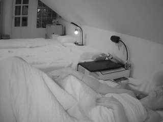 voyeurcam-julmod... Live Webcam on CamSoda
