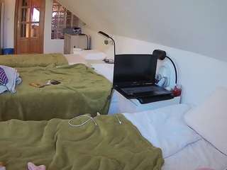 voyeurcam-julmodels-bed-3 Modèle Webcam Profil