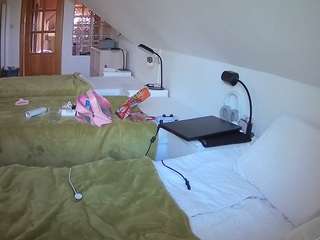 voyeurcam-julmodels-bed-3 Modèle Webcam Profil