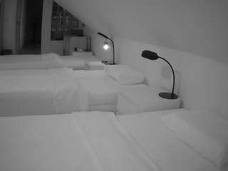voyeurcam-julmodels-... webcam