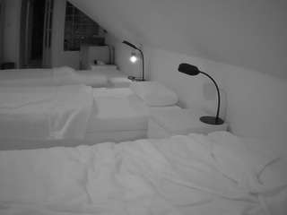 voyeurcam-julmod... Live Webcam on CamSoda